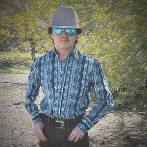 Meet your Posher, Teague